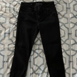 Black Cropped Jegging